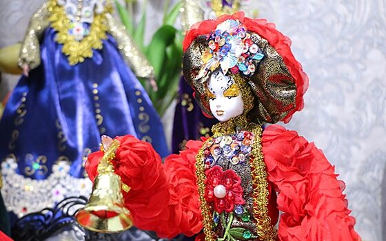 Персонажи Венецианского карнавала: выставку кукол представят в «Стимуле»