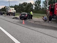 В Волгоградской области «Лада Приора» врезалась в экскаватор