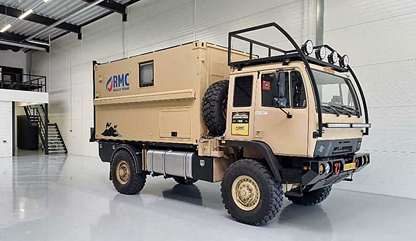 Из военного грузовика MAN сделали дом на колёсах