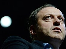 Обвиняемого в хищении Митволя оставили под арестом до 24 марта