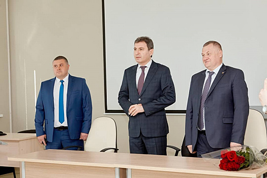 Двум больницам Самарской области назначили новых главврачей