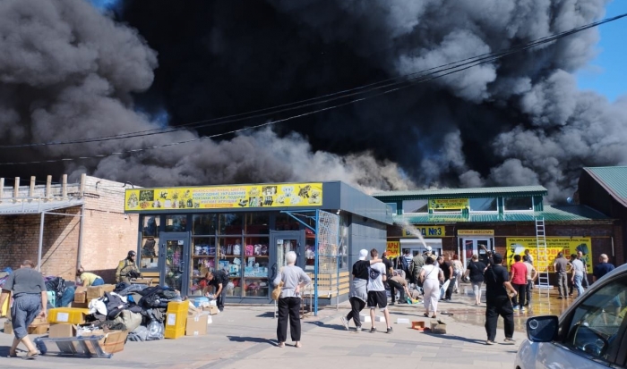 Прокуратура начала проверку после пожара на Тракторном рынке Волгограда