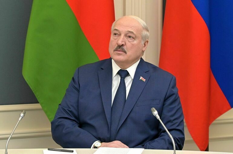 Песков объяснил отсутствие Лукашенко на завтраке в Кремле