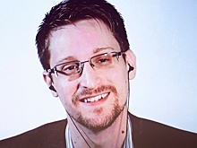 «Он будет с нами»: адвокат рассказал о процессе получения гражданства РФ для Сноудена