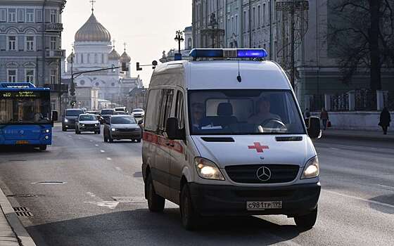 Автомобили скорой смогут таранить машины? Водители высказались