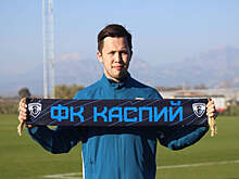 «Каспий» продлил контракты с двумя футболистами и подписал четырех новых