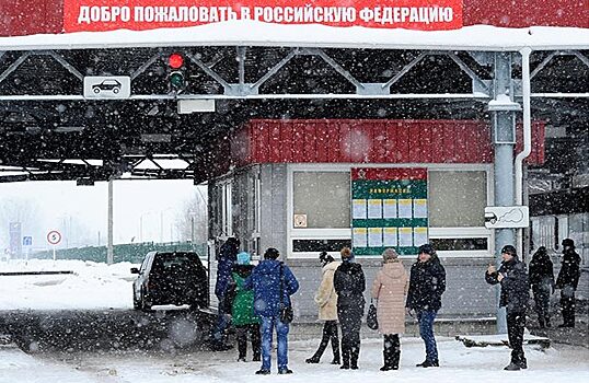 Украинцы смогут въезжать в Россию только по загранпаспортам