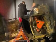 В Ахунах водитель Nissan врезался в забор