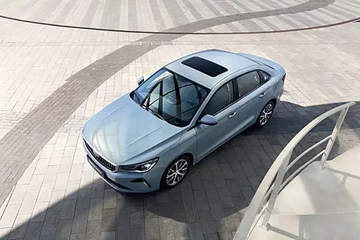 Geely объявила цены на новый седан Emgrand для России