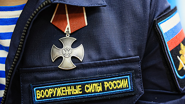 Героям СВО, подбившим тяжелую бронетехнику, вручили сертификаты на 1 млн руб в Балашихе
