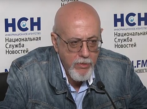Кинокритик Шнейдеров заявил, что «Сто лет тому вперед» провалился в прокате