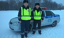 Под Воронежем гаишники спасли водителя, у которого «ВАЗ» сломался на трассе в 20-градусный мороз