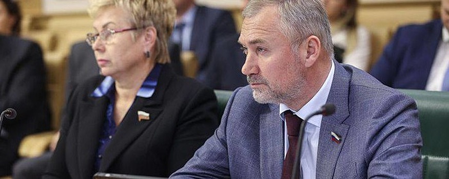 Сенатор от Херсонской области рассказал о погашении задолженностей по зарплате в регионе