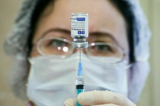 В Удмуртии ввели обязательную вакцинацию для курьеров и парикмахеров