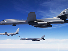 Бомбардировщики США приблизились к российской границе