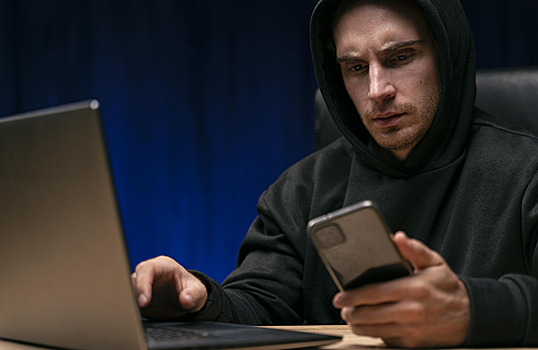 Мошенники начали использовать нейросети для фальсификации ДТП