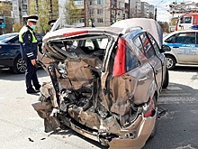 Машины превратились в груду металлолома после ДТП в Дзержинске