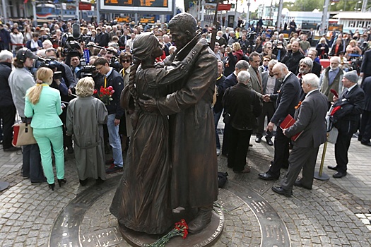 С какими песнями советские солдаты брали Берлин