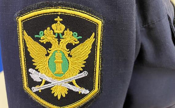 Находившийся в розыске курянин был задержан при оплате штрафа в суде