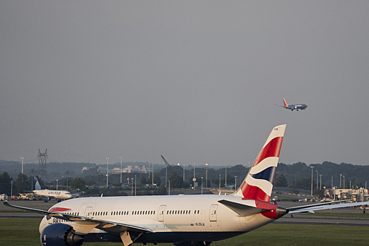 Хаос с полетами: из-за шатдауна начали отключаться системы управления воздушным движением