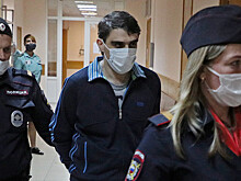 Бывший вице-президент "Росгосстраха" получил 8 лет колонии за хищение 8 млрд