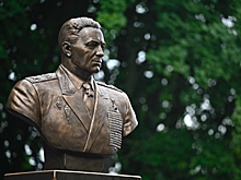 В поселке Первомайский открыли памятник десантнику России номер один Василию Маргелову