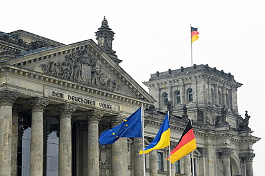 В Германии случился скандал из-за требований посла Украины к Шольцу