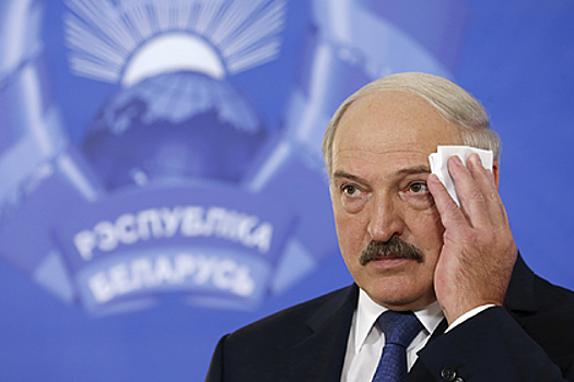 Лукашенко намекает на вмешательство России в выборы. Почему он молчит о работе американских фондов?