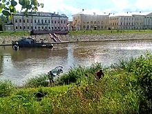 В Вологде началась операция по подъему затонувшей машины