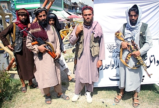 СМИ: талибы закроют границы Афганистана до формирования нового правительства