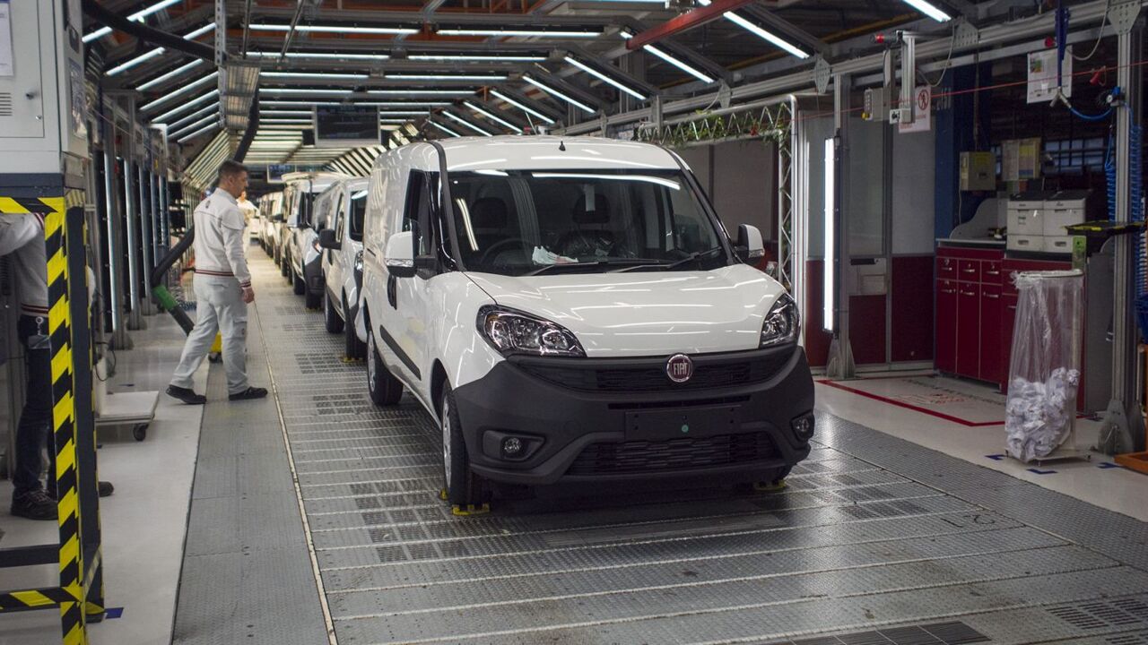 Спаситель бизнеса. Специальный репортаж с производства FIAT Doblo в Турции  - Рамблер/авто