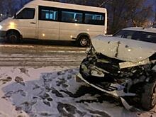 В Белгороде водитель Datsun пострадал в ДТП с микроавтобусом