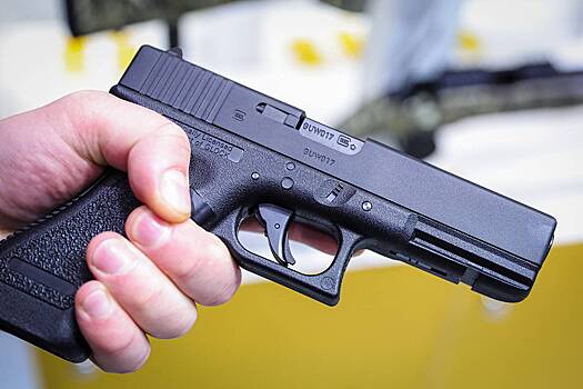 Украинский военком открыл стрельбу во время вручения повестки