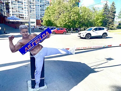Легендарный чемпион ММА «завис» на шлагбауме в Челябинске