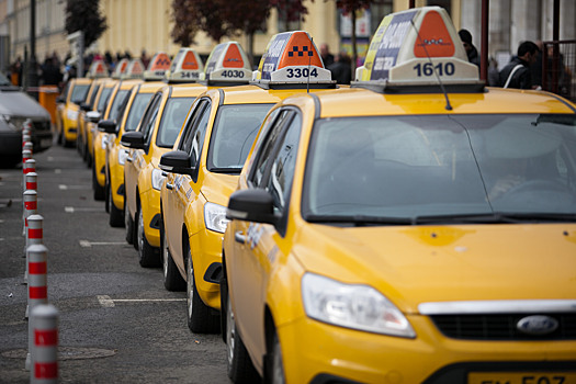 В Госдуму внесен проект об обязанности работодателя оплачивать такси сотрудникам в случае необходимости