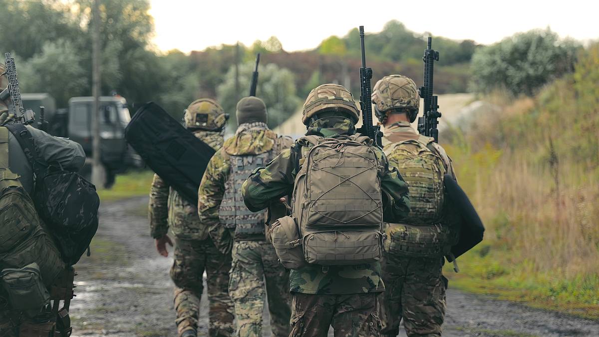 В Айдаре назвали причины разрешения на выезд с Украины мужчинам до 22 лет