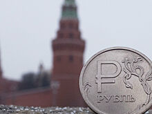 Рубль вернулся в топ-20 самых популярных валют мира