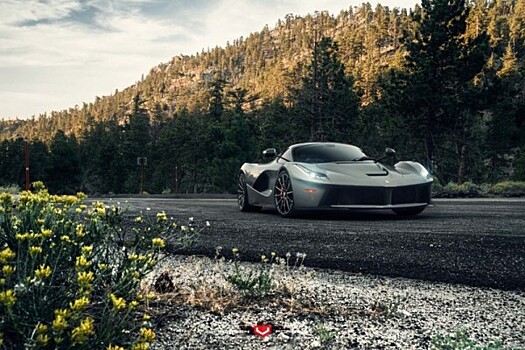 LaFerrari получила подарок от Vossen