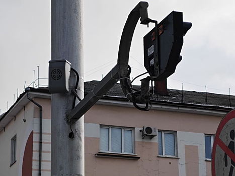 На оживленном перекрестке в Кемерове заработало голосовое оповещение о трамваях