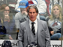 Беднар из «Колорадо» – главный претендент на приз тренеру года по версии сайта НХЛ. Кенневилл – 2-й, Маклеллан – 3-й, Токкет – 5-й, Карбери – 16-й