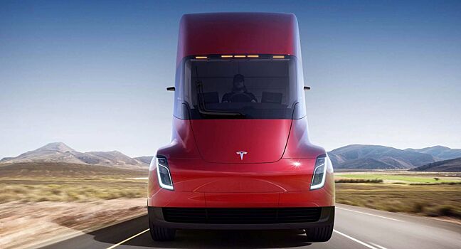 Tesla Semi в будущем будет иметь запас хода в 1000 км