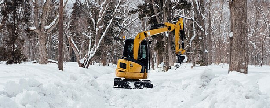 В Новосибирске стало в полтора раза меньше снегоуборочных машин
