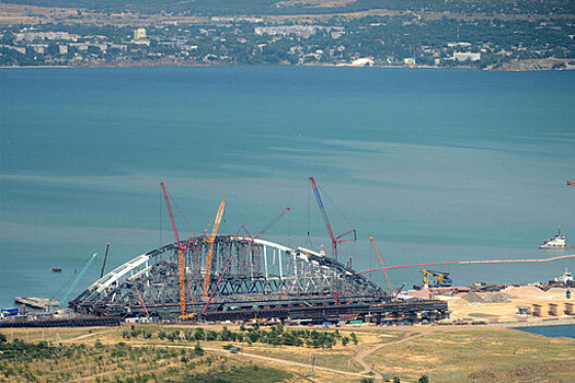 Украина гонит волну на Керченский мост