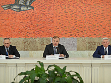 Мурат Кумпилов поздравил жителей республики с 25-летием принятия Конституции Адыгеи