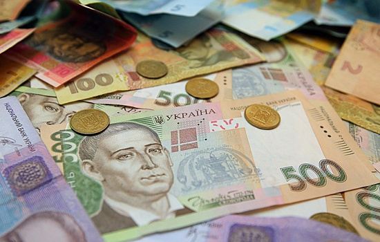 Госдолг Украины вырос на миллиард долларов