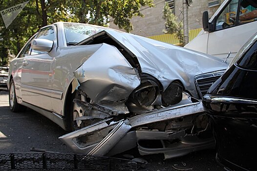 Уснул и врезался в машину на встречке — водитель о ДТП в центре Бишкека