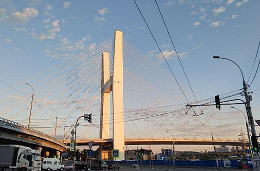В Новосибирске названо время открытия четвертого моста через Обь, восхитившего Марию Захарову