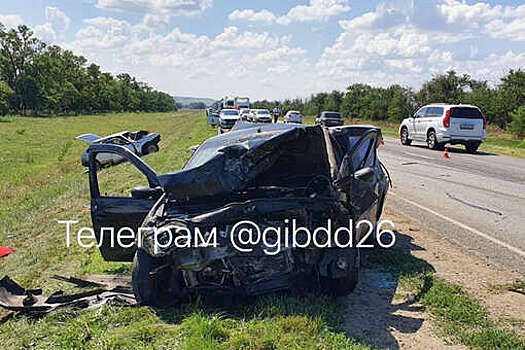На Ставрополье три человека погибли в аварии с грузовой "Газелью"