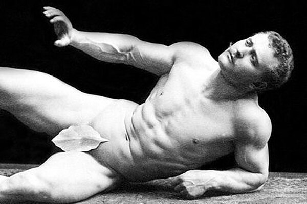 Жатақханадағы секс видео