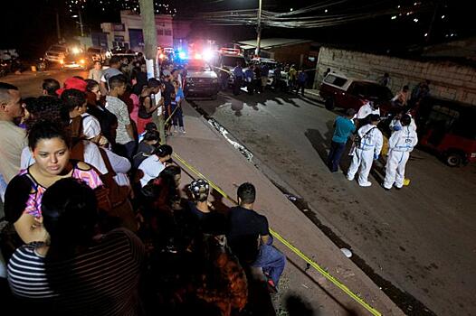 В Гондурасе при давке на футболе погибли пять человек